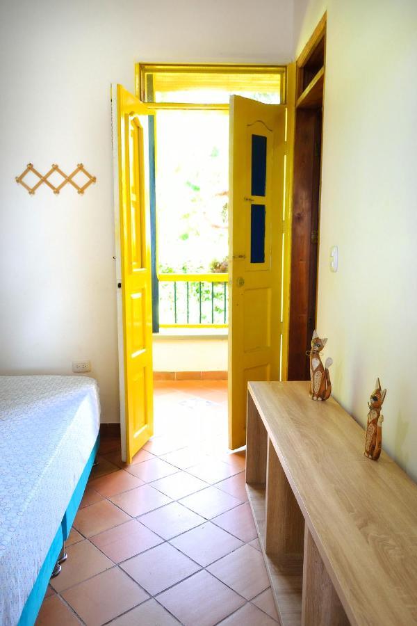 Casa Finca Villa Luz A 800 Mts Del Parque Del Cafe Монтенегро Екстериор снимка